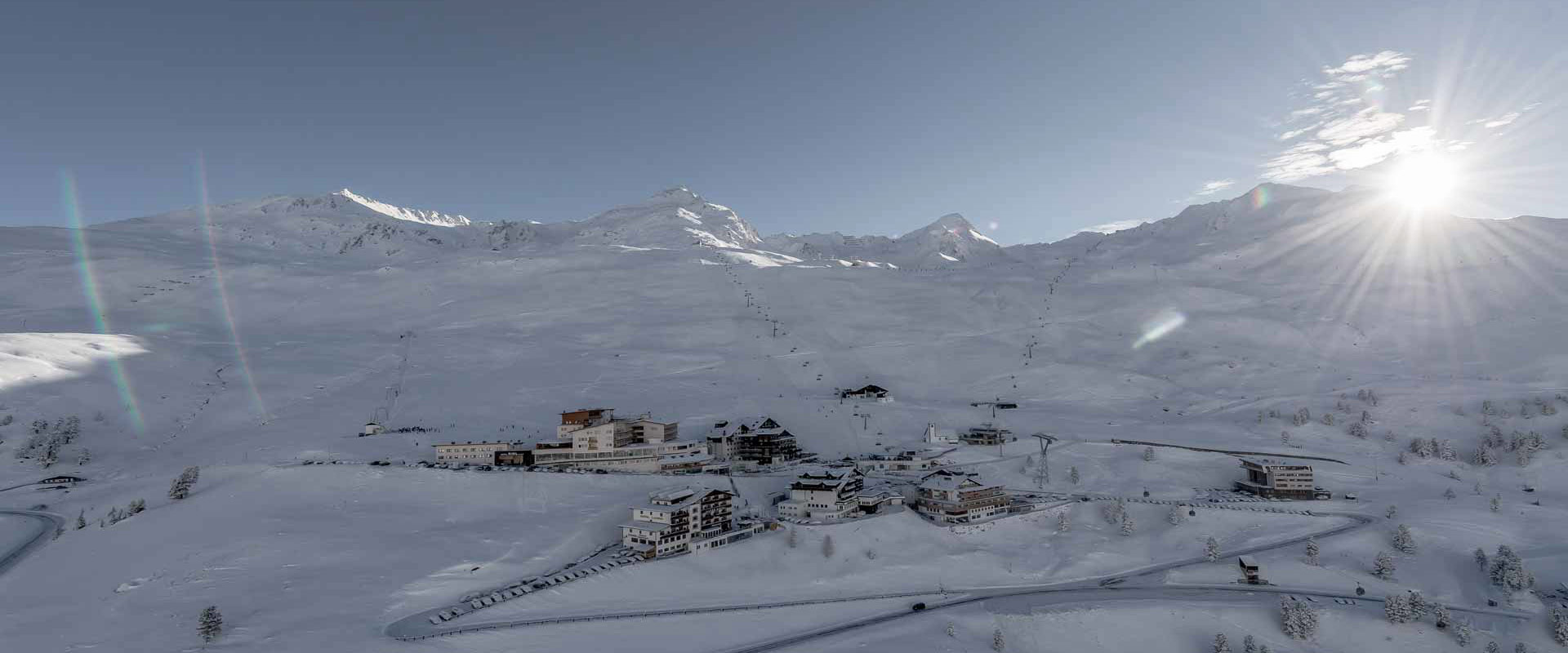 Skifahren in Obergurgl-Hochgurgl bedeutet Wintersport pur - Wohnen auf 2.150m direkt an der Skipiste