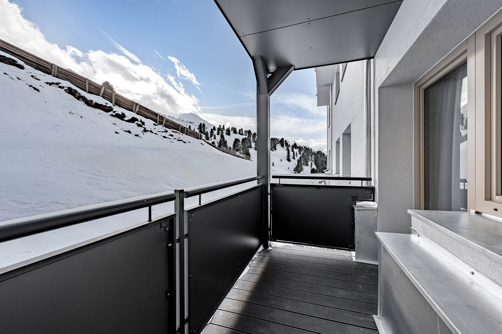 De Lux mit herrlichem Panoramabalkon