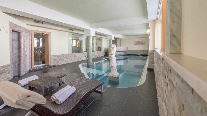 Indoor pool and generous wellness area